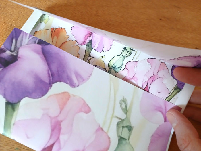 A photo showing both the pretty inner and outer sides of the envelope after it has been glued together.